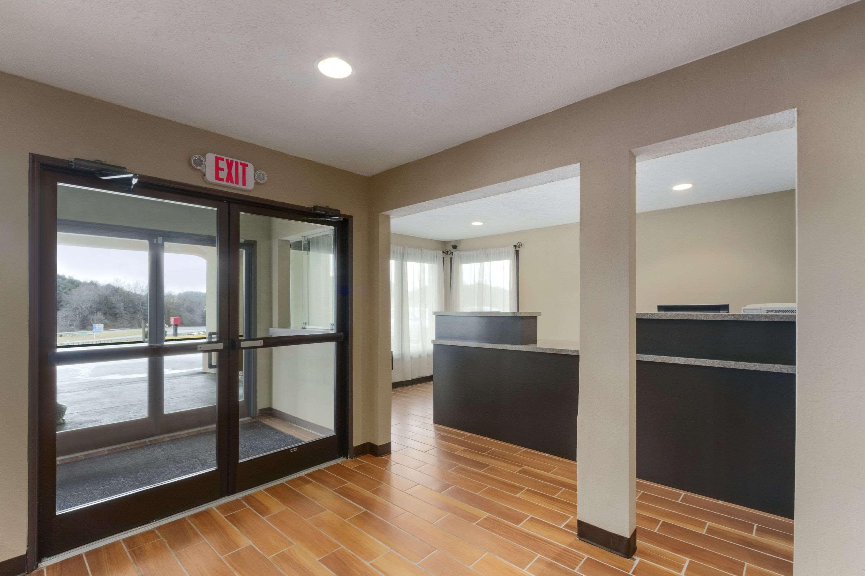 Super 8 By Wyndham Fort Chiswell Wytheville Area Max Meadows Экстерьер фото